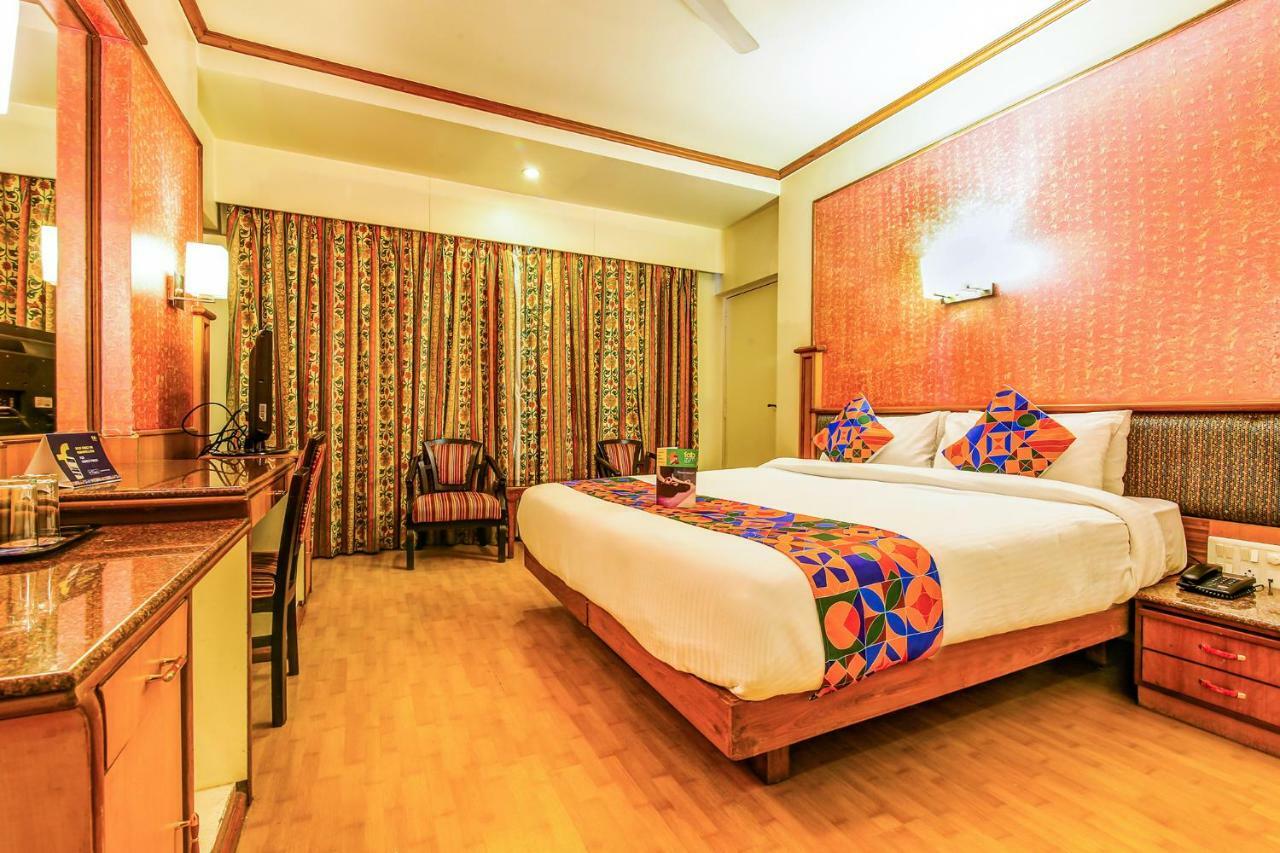 The President Hotel Shivajinagar Пуна Экстерьер фото