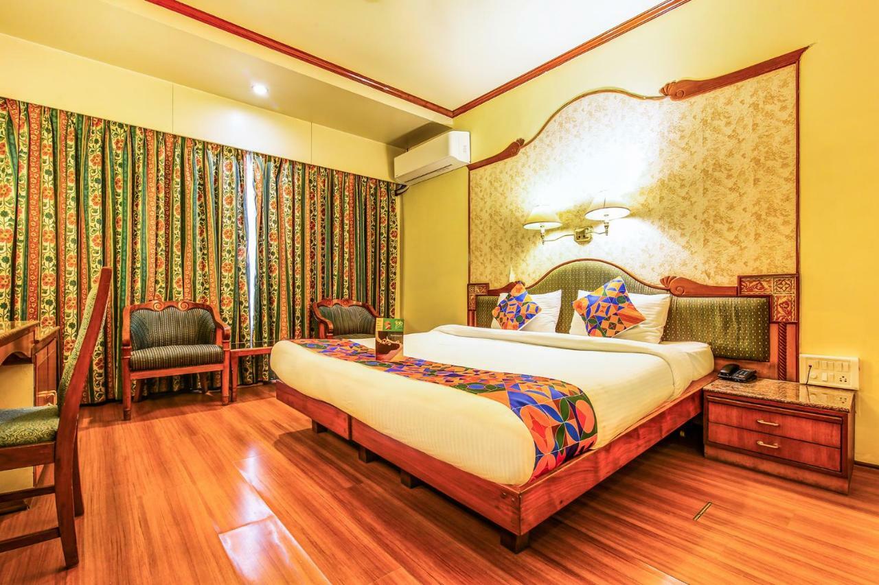 The President Hotel Shivajinagar Пуна Экстерьер фото